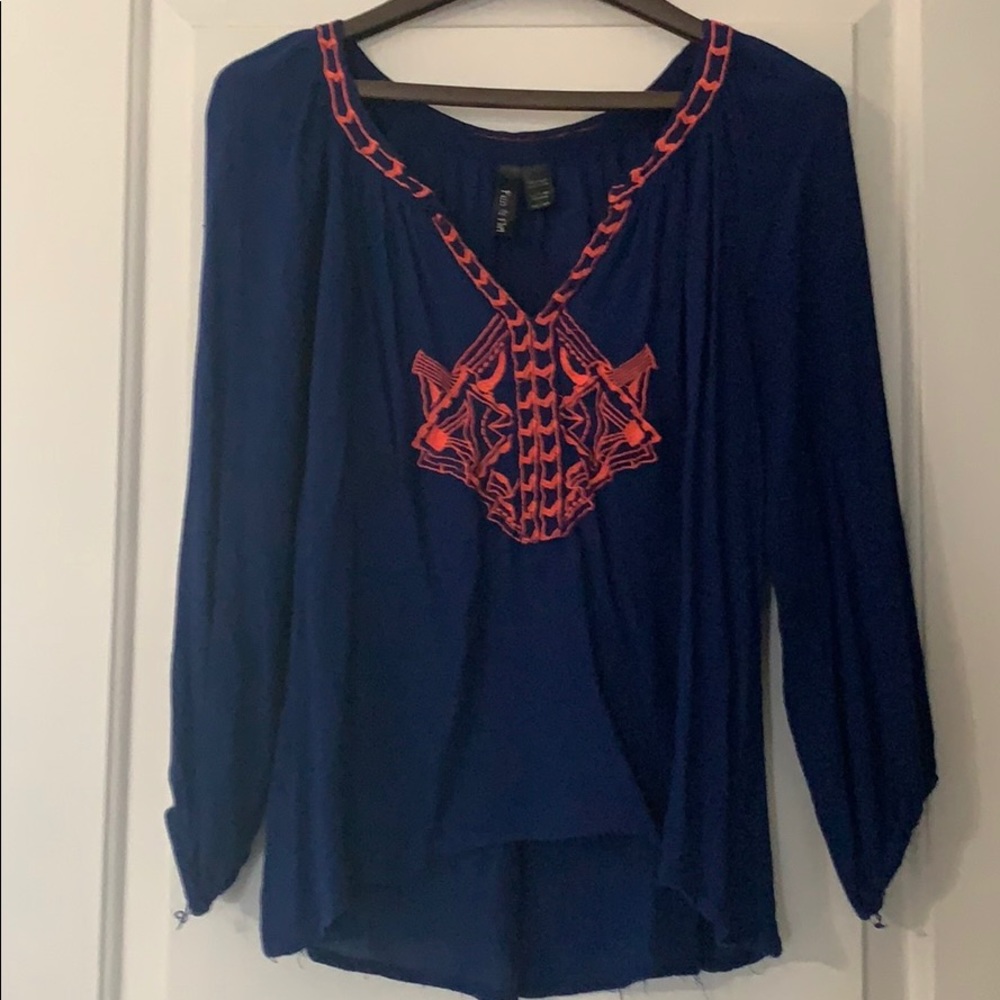 Half sleeve shirt